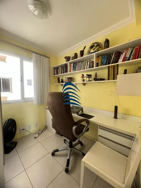 Foto 2 de Apartamento com 3 quartos à venda, 67m2 em Itapuã, Salvador - BA