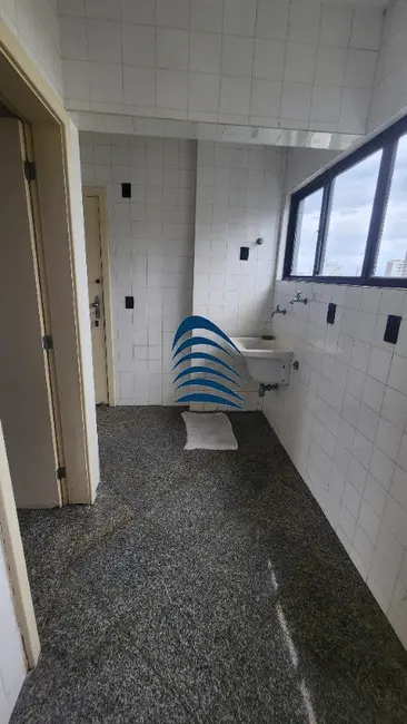 Apartamento com 4 quartos à venda, 156m2 em Graça, Salvador - BA - imagem 7 Foto 7 de Apartamento com 4 quartos à venda, 156m2 em Graça, Salvador - BA