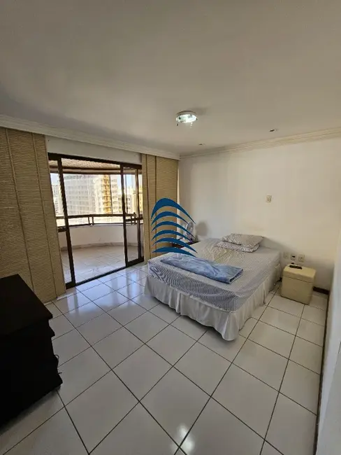 Foto 2 de Apartamento com 3 quartos à venda, 331m2 em Vitória, Salvador - BA