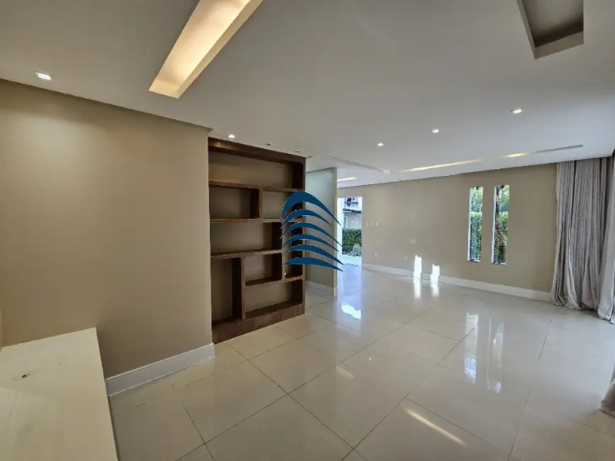 Casa de Condomínio com 3 quartos à venda, 150m2 em Buraquinho, Lauro De Freitas - BA - imagem 9 Foto 9 de Casa de Condomínio com 3 quartos à venda, 150m2 em Buraquinho, Lauro De Freitas - BA