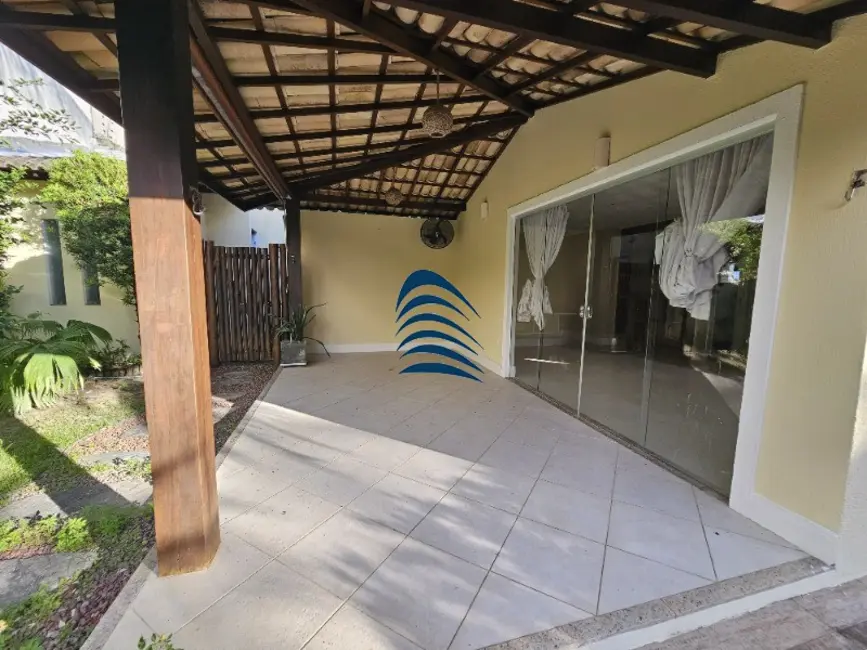 Casa de Condomínio com 3 quartos à venda, 150m2 em Buraquinho, Lauro De Freitas - BA - imagem 4 Foto 4 de Casa de Condomínio com 3 quartos à venda, 150m2 em Buraquinho, Lauro De Freitas - BA