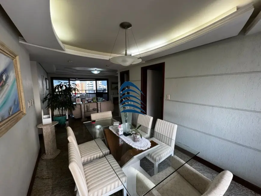 Apartamento com 4 quartos à venda, 342m2 em Graça, Salvador - BA - imagem 4 Foto 4 de Apartamento com 4 quartos à venda, 342m2 em Graça, Salvador - BA