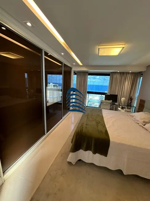 Foto 5 de Apartamento com 4 quartos à venda, 233m2 em Armação, Salvador - BA