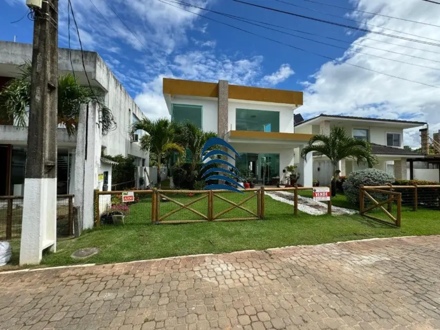 Foto 1 de Casa de Condomínio com 3 quartos à venda, 239m2 em Camacari - BA