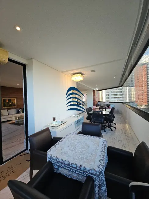 Apartamento com 4 quartos à venda, 330m2 em Horto Florestal, Salvador - BA - imagem 9 Foto 9 de Apartamento com 4 quartos à venda, 330m2 em Horto Florestal, Salvador - BA