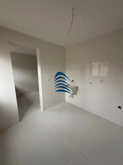 Casa de Condomínio com 5 quartos à venda, 206m2 em Buraquinho, Lauro De Freitas - BA - imagem 9 Foto 9 de Casa de Condomínio com 5 quartos à venda, 206m2 em Buraquinho, Lauro De Freitas - BA