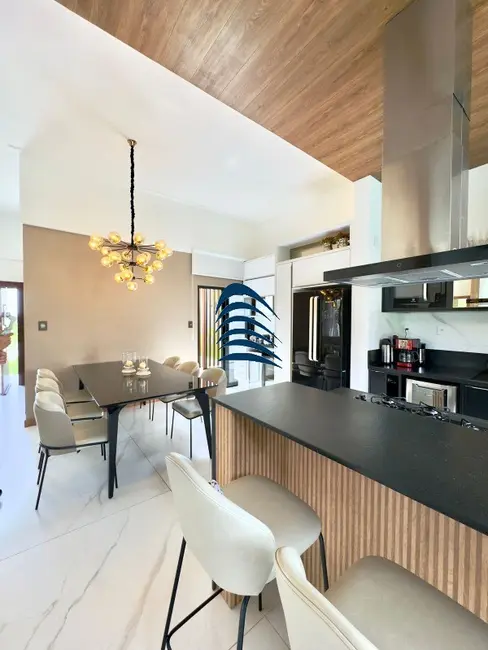 Foto 8 de Casa de Condomínio com 3 quartos à venda, 235m2 em Camacari - BA