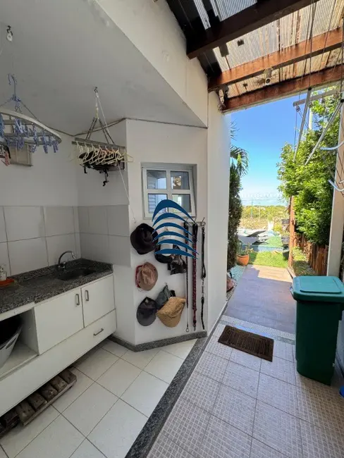 Casa de Condomínio com 4 quartos à venda, 300m2 em Itapuã, Salvador - BA - imagem 8 Foto 8 de Casa de Condomínio com 4 quartos à venda, 300m2 em Itapuã, Salvador - BA