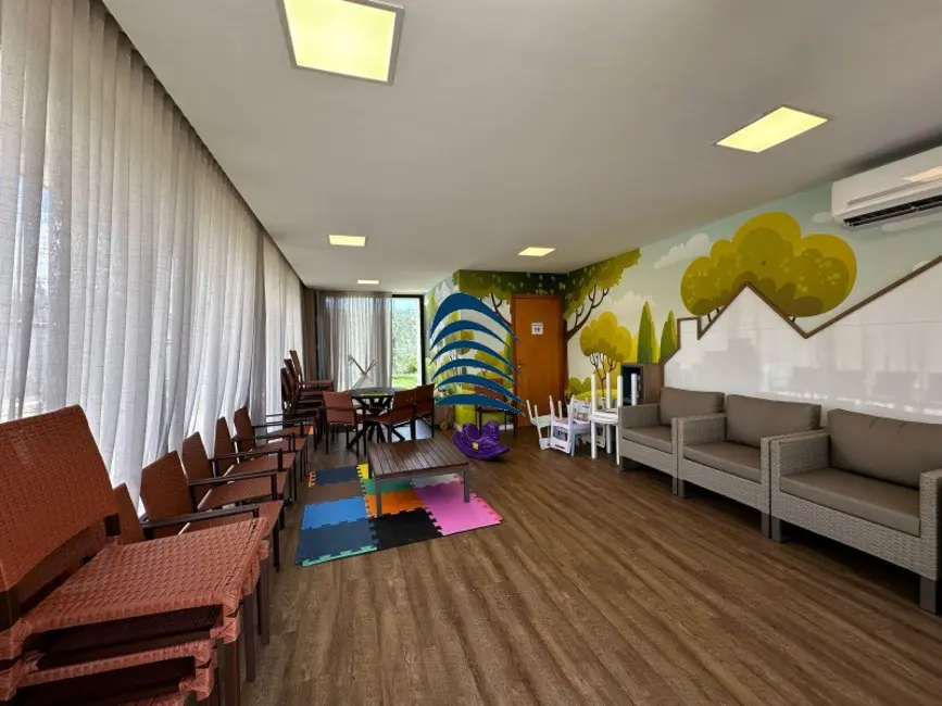 Foto 2 de Casa de Condomínio com 4 quartos à venda, 246m2 em Buraquinho, Lauro De Freitas - BA