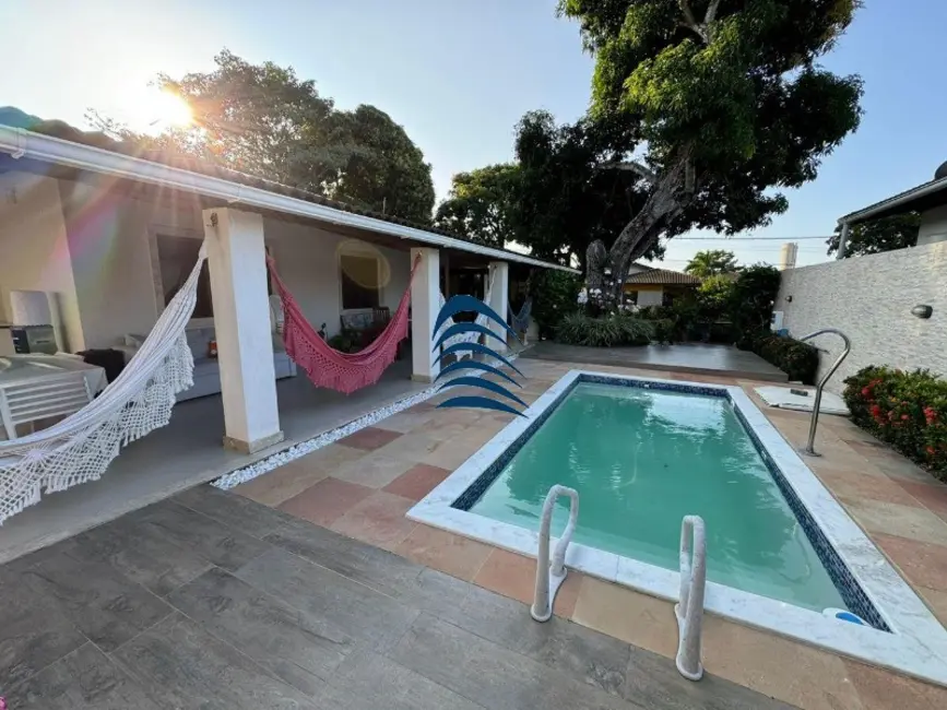 Foto 1 de Casa de Condomínio com 4 quartos à venda, 120m2 em Camacari - BA