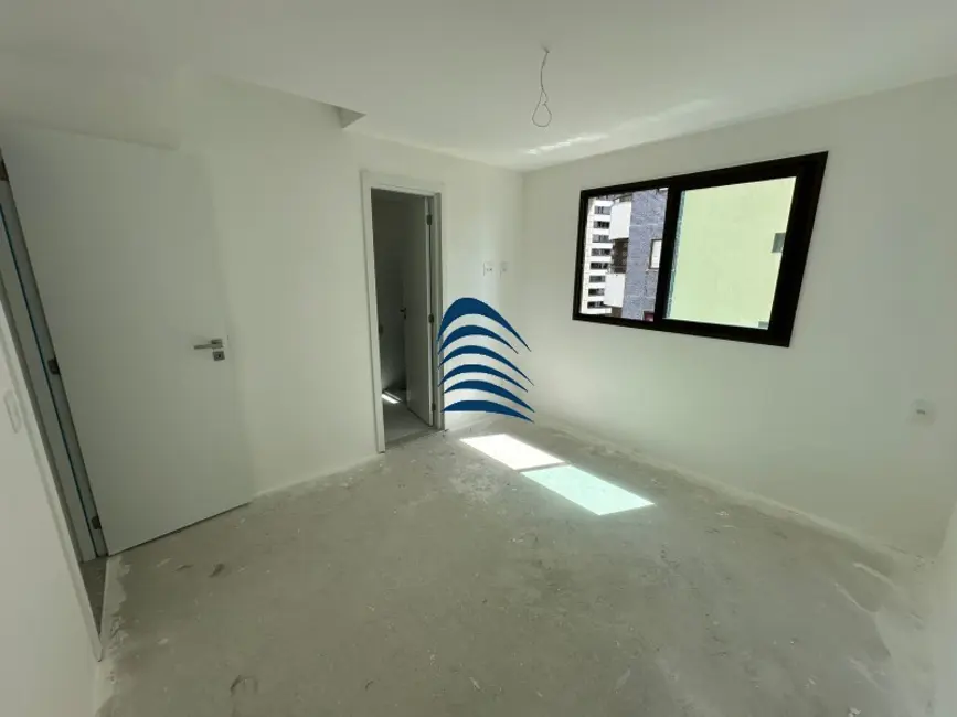 Apartamento com 4 quartos à venda, 225m2 em Alphaville I, Salvador - BA - imagem 4 Foto 4 de Apartamento com 4 quartos à venda, 225m2 em Alphaville I, Salvador - BA