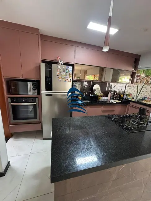 Casa de Condomínio com 4 quartos à venda, 250m2 em Vilas do Atlântico, Lauro De Freitas - BA - imagem 8 Foto 8 de Casa de Condomínio com 4 quartos à venda, 250m2 em Vilas do Atlântico, Lauro De Freitas - BA