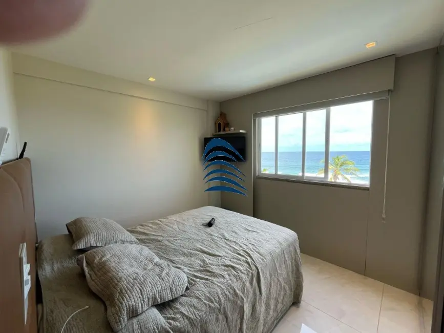 Foto 4 de Apartamento com 2 quartos à venda, 64m2 em Itapuã, Salvador - BA