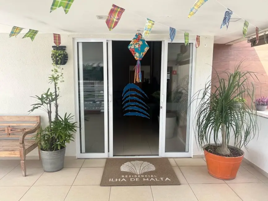 Foto 3 de Apartamento com 2 quartos à venda, 64m2 em Itapuã, Salvador - BA