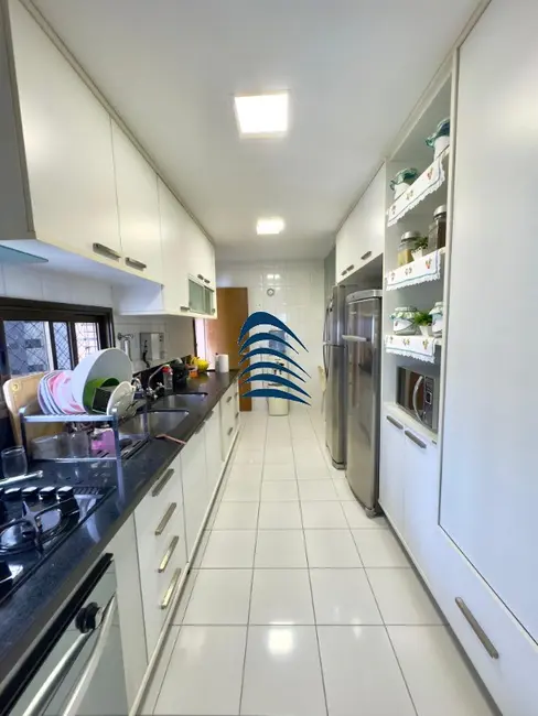 Apartamento com 3 quartos à venda, 245m2 em Pituba, Salvador - BA - imagem 9 Foto 9 de Apartamento com 3 quartos à venda, 245m2 em Pituba, Salvador - BA