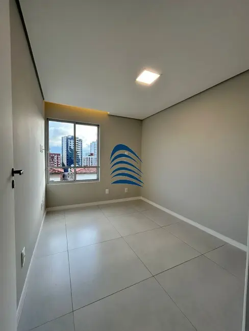 Foto 2 de Apartamento com 2 quartos à venda, 57m2 em Armação, Salvador - BA