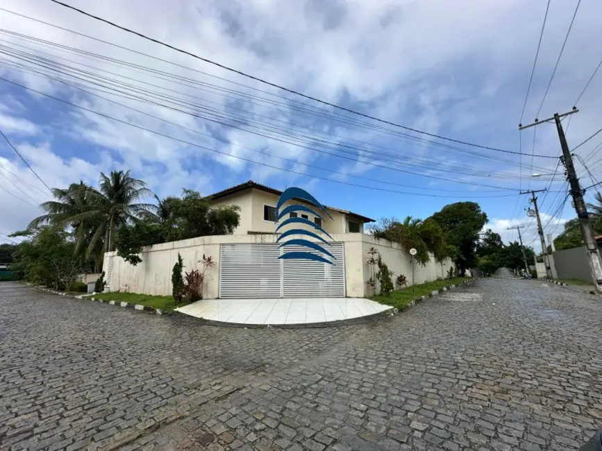 Foto 1 de Casa de Condomínio com 4 quartos à venda, 300m2 em Camacari - BA