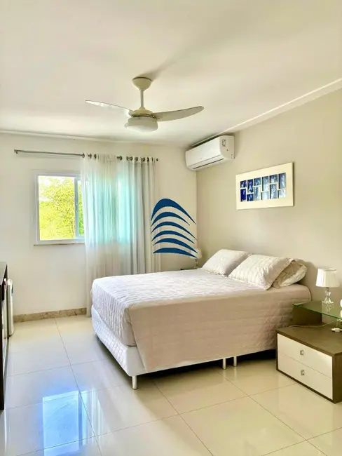 Foto 4 de Casa de Condomínio com 4 quartos à venda, 342m2 em Camacari - BA