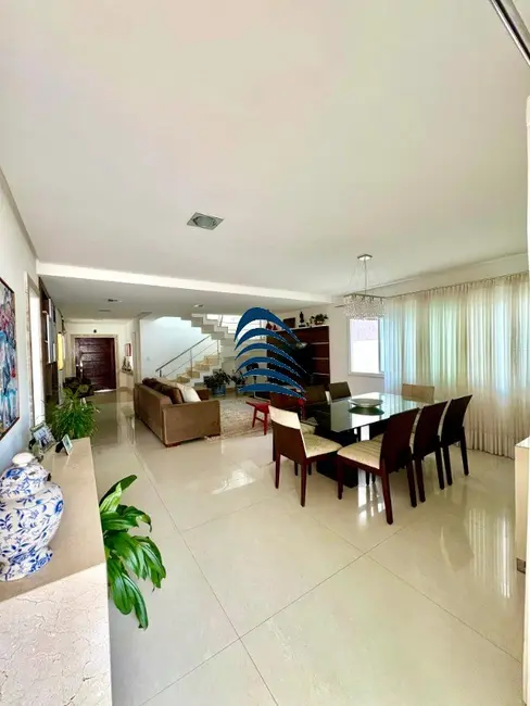 Foto 3 de Casa de Condomínio com 4 quartos à venda, 342m2 em Camacari - BA