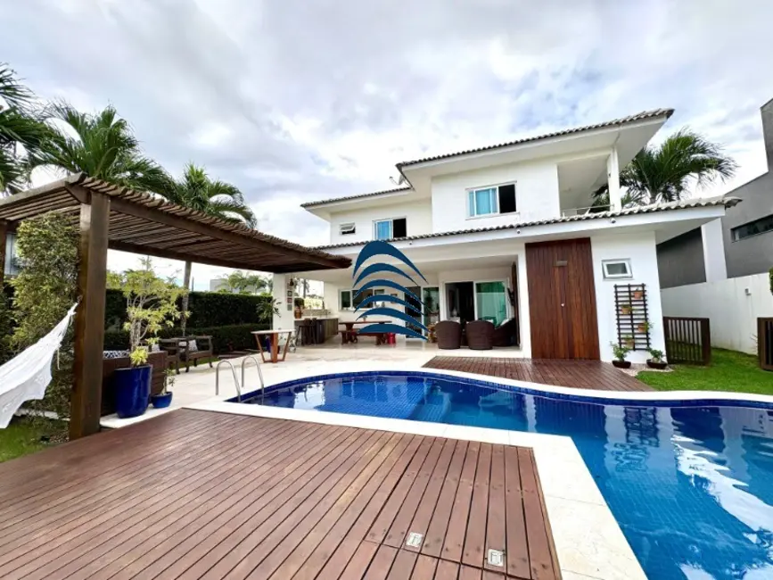 Foto 1 de Casa de Condomínio com 4 quartos à venda, 342m2 em Camacari - BA