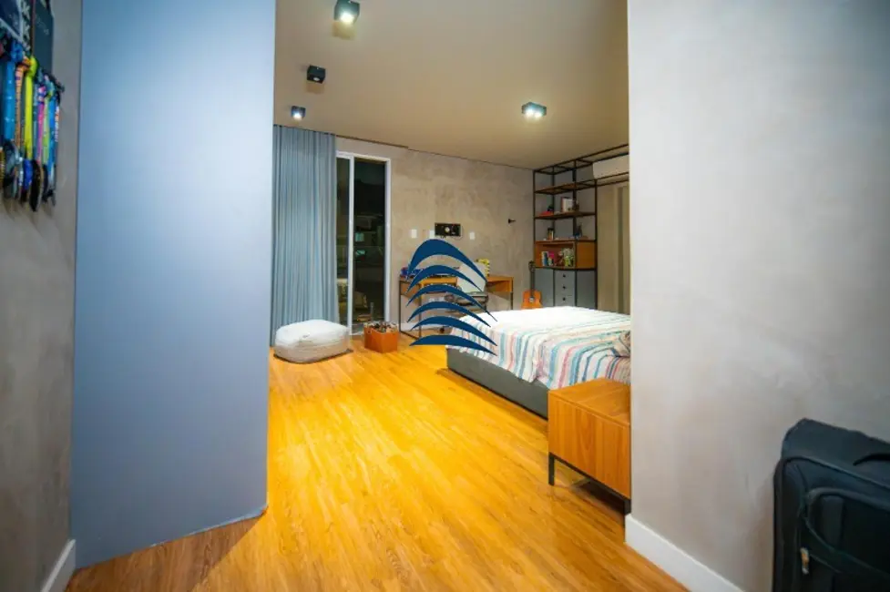 Casa de Condomínio com 5 quartos à venda, 436m2 em Alphaville II, Salvador - BA - imagem 2 Foto 2 de Casa de Condomínio com 5 quartos à venda, 436m2 em Alphaville II, Salvador - BA