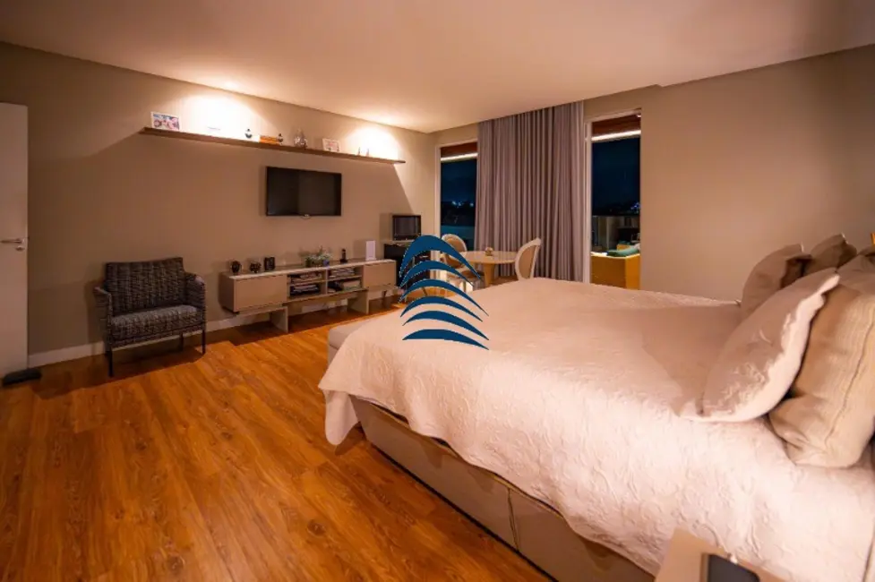 Casa de Condomínio com 5 quartos à venda, 436m2 em Alphaville II, Salvador - BA - imagem 6 Foto 6 de Casa de Condomínio com 5 quartos à venda, 436m2 em Alphaville II, Salvador - BA