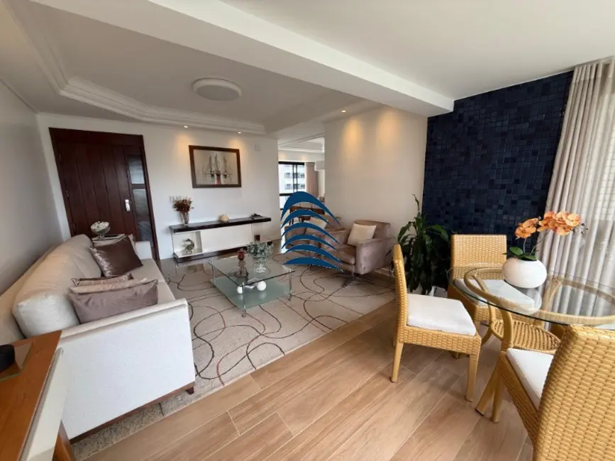Apartamento com 4 quartos à venda, 130m2 em Salvador - BA - imagem 9 Foto 9 de Apartamento com 4 quartos à venda, 130m2 em Salvador - BA