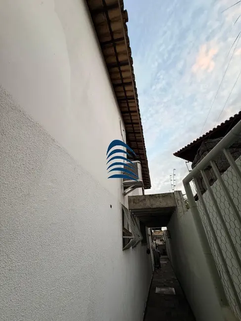 Casa com 5 quartos à venda, 600m2 em Itaigara, Salvador - BA - imagem 2 Foto 2 de Casa com 5 quartos à venda, 600m2 em Itaigara, Salvador - BA