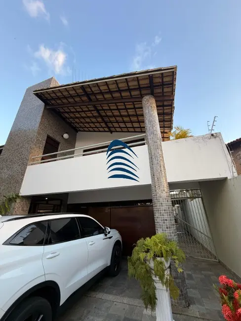 Casa com 5 quartos à venda, 600m2 em Itaigara, Salvador - BA - imagem 9 Foto 9 de Casa com 5 quartos à venda, 600m2 em Itaigara, Salvador - BA