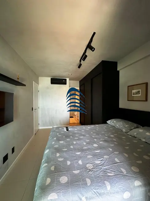 Apartamento com 1 quarto à venda, 65m2 em Ondina, Salvador - BA - imagem 3 Foto 3 de Apartamento com 1 quarto à venda, 65m2 em Ondina, Salvador - BA