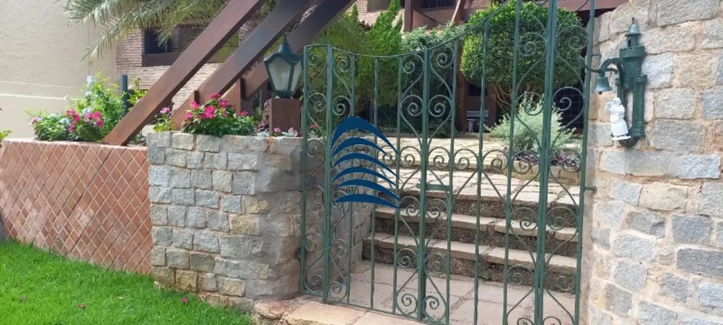 Casa de Condomínio com 5 quartos à venda, 450m2 em Piatã, Salvador - BA - imagem 3 Foto 3 de Casa de Condomínio com 5 quartos à venda, 450m2 em Piatã, Salvador - BA