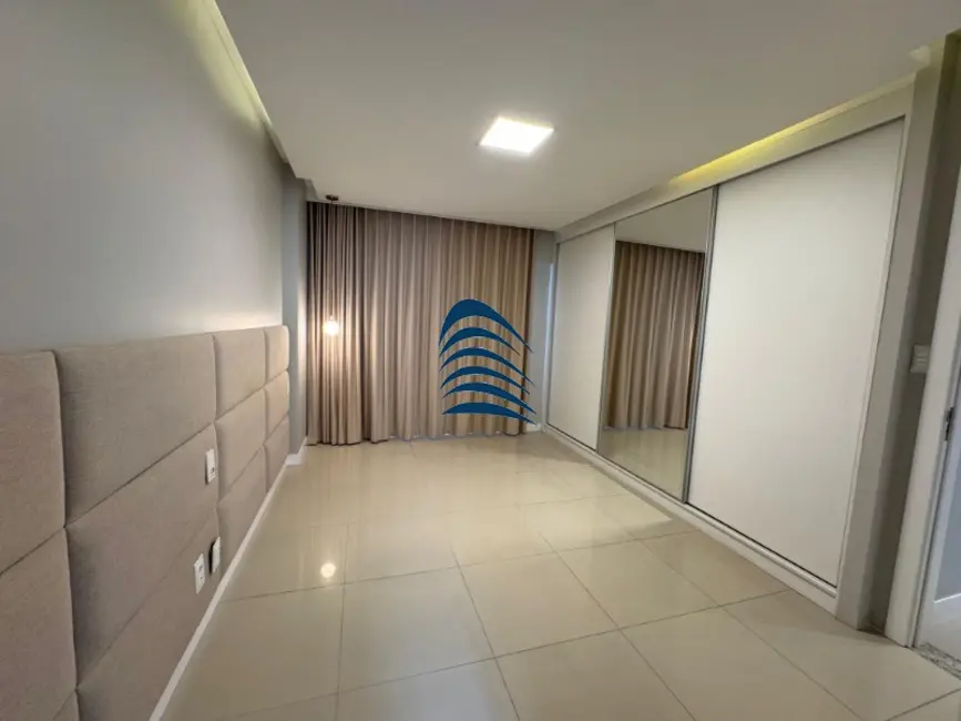 Apartamento com 2 quartos à venda, 105m2 em Graça, Salvador - BA - imagem 8 Foto 8 de Apartamento com 2 quartos à venda, 105m2 em Graça, Salvador - BA