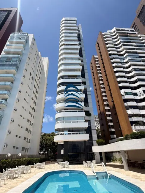 Apartamento com 3 quartos à venda, 278m2 em Vitória, Salvador - BA - imagem 8 Foto 8 de Apartamento com 3 quartos à venda, 278m2 em Vitória, Salvador - BA