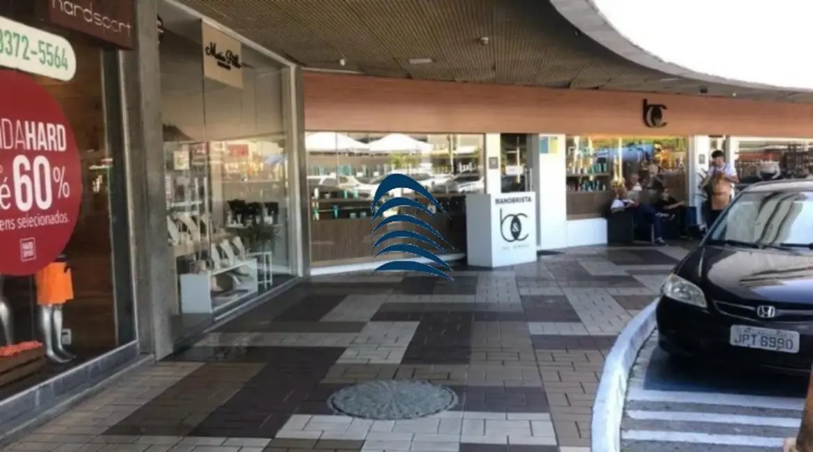 Foto 3 de Apartamento com 2 quartos à venda, 67m2 em Ondina, Salvador - BA