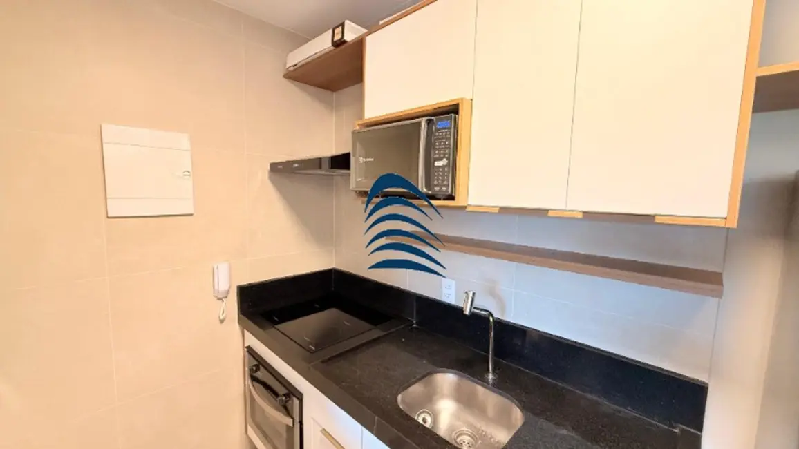 Apartamento com 2 quartos à venda, 67m2 em Ondina, Salvador - BA - imagem 3 Foto 3 de Apartamento com 2 quartos à venda, 67m2 em Ondina, Salvador - BA