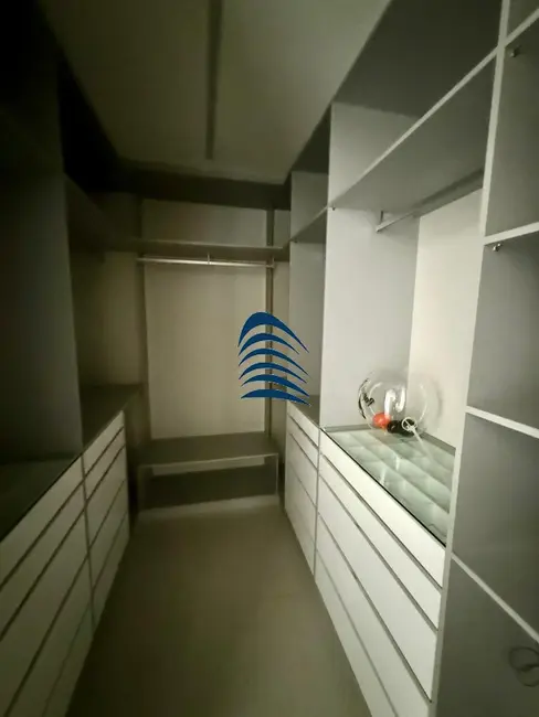 Foto 4 de Apartamento com 4 quartos à venda, 200m2 em Pituaçu, Salvador - BA