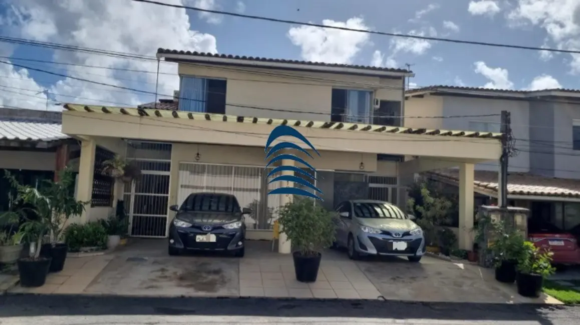 Casa de Condomínio com 6 quartos à venda, 220m2 em Piatã, Salvador - BA - imagem 1 Foto 1 de Casa de Condomínio com 6 quartos à venda, 220m2 em Piatã, Salvador - BA