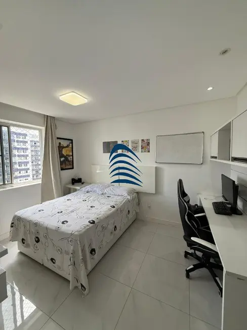 Foto 2 de Apartamento com 3 quartos à venda, 202m2 em Itaigara, Salvador - BA