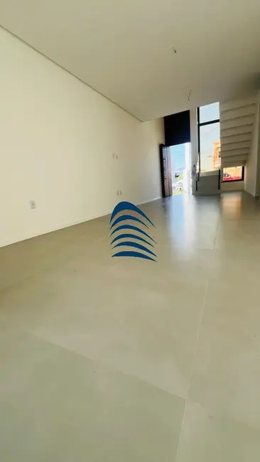 Foto 3 de Casa de Condomínio com 4 quartos à venda, 150m2 em Camacari - BA