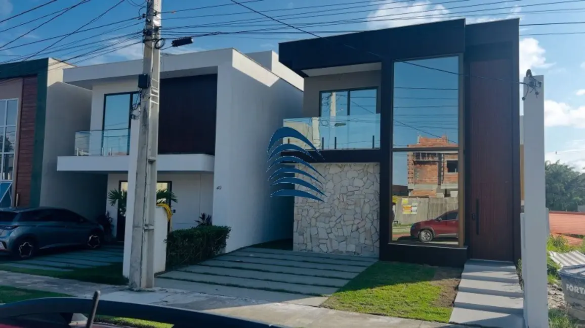 Foto 1 de Casa de Condomínio com 4 quartos à venda, 150m2 em Camacari - BA