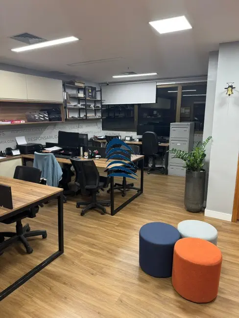 Sala Comercial à venda, 64m2 em São Cristóvão, Salvador - BA - imagem 6 Foto 6 de Sala Comercial à venda, 64m2 em São Cristóvão, Salvador - BA