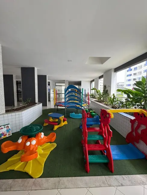 Apartamento com 3 quartos à venda, 80m2 em Pituba, Salvador - BA - imagem 6 Foto 6 de Apartamento com 3 quartos à venda, 80m2 em Pituba, Salvador - BA