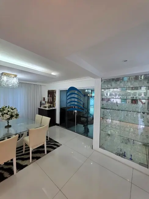 Casa com 4 quartos à venda, 600m2 em Salvador - BA - imagem 9 Foto 9 de Casa com 4 quartos à venda, 600m2 em Salvador - BA