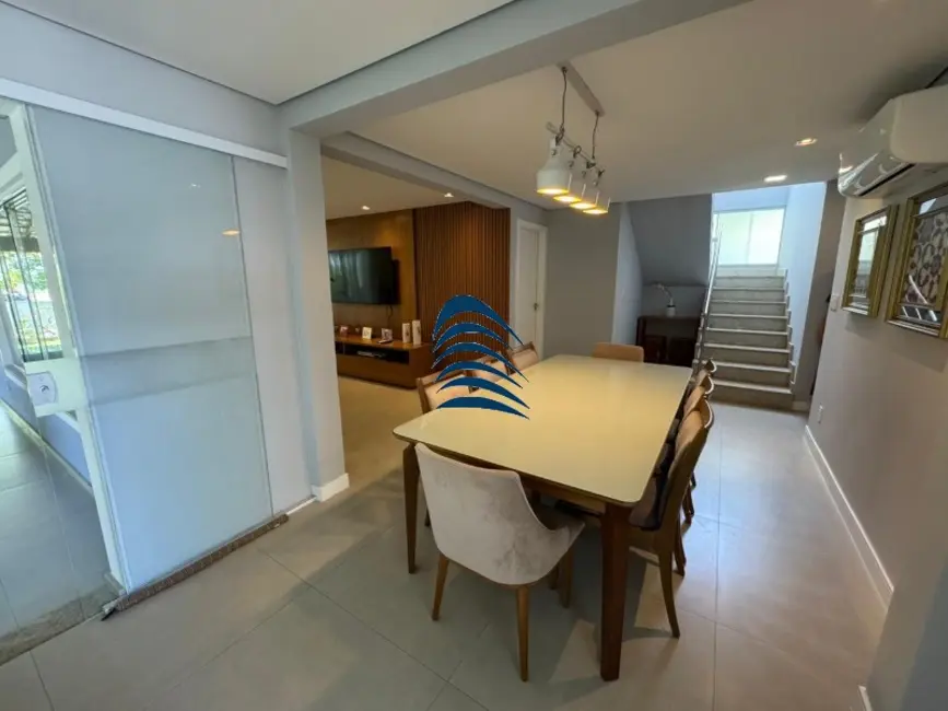 Casa com 4 quartos à venda, 489m2 em Piatã, Salvador - BA - imagem 2 Foto 2 de Casa com 4 quartos à venda, 489m2 em Piatã, Salvador - BA