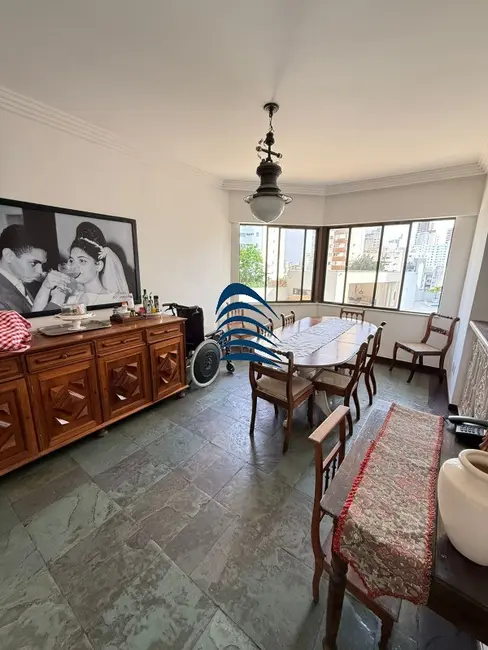 Foto 3 de Apartamento com 4 quartos à venda, 272m2 em Jardim Apipema, Salvador - BA