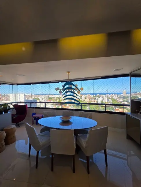 Apartamento com 3 quartos à venda, 195m2 em Candeal, Salvador - BA - imagem 1 Foto 1 de Apartamento com 3 quartos à venda, 195m2 em Candeal, Salvador - BA