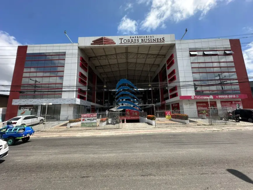 Sala Comercial à venda, 170m2 em Recreio Ipitanga, Lauro De Freitas - BA - imagem 1 Foto 1 de Sala Comercial à venda, 170m2 em Recreio Ipitanga, Lauro De Freitas - BA