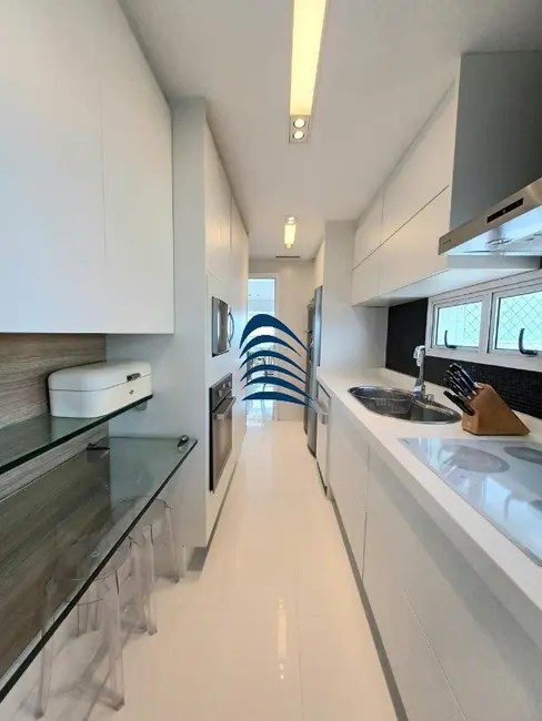 Apartamento com 4 quartos à venda, 306m2 em Piatã, Salvador - BA - imagem 8 Foto 8 de Apartamento com 4 quartos à venda, 306m2 em Piatã, Salvador - BA