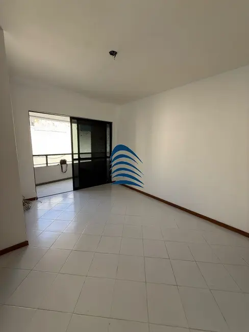 Foto 2 de Apartamento com 2 quartos à venda, 60m2 em Itaigara, Salvador - BA