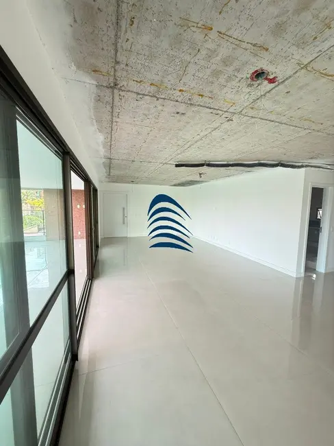 Foto 2 de Apartamento com 4 quartos à venda, 220m2 em Alphaville I, Salvador - BA